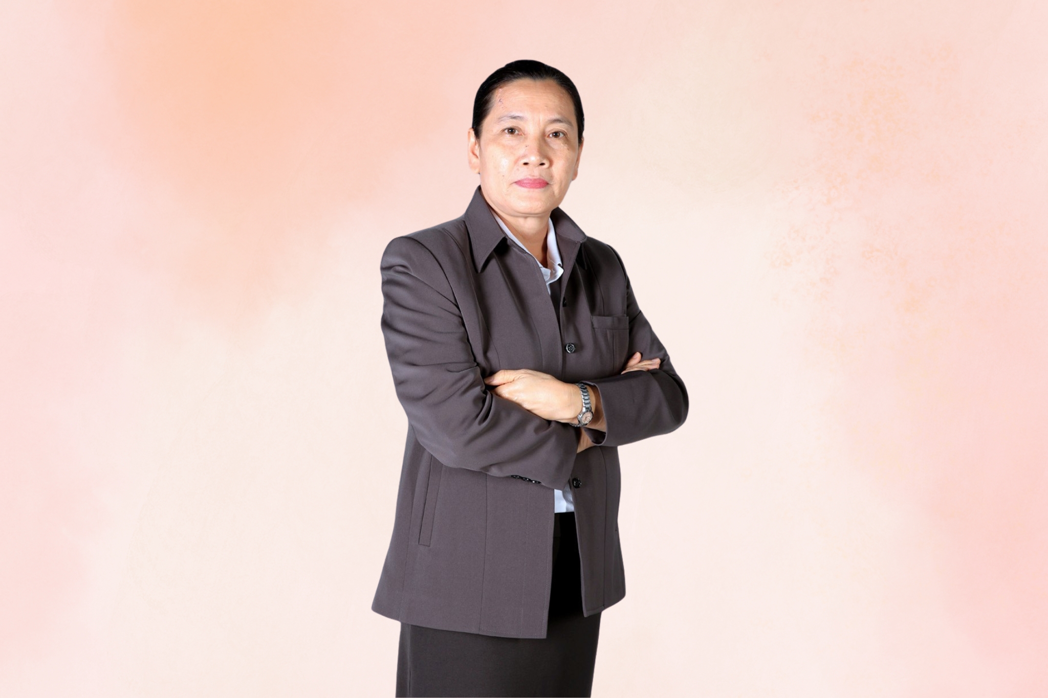 นางอารีย์ ทิพรส