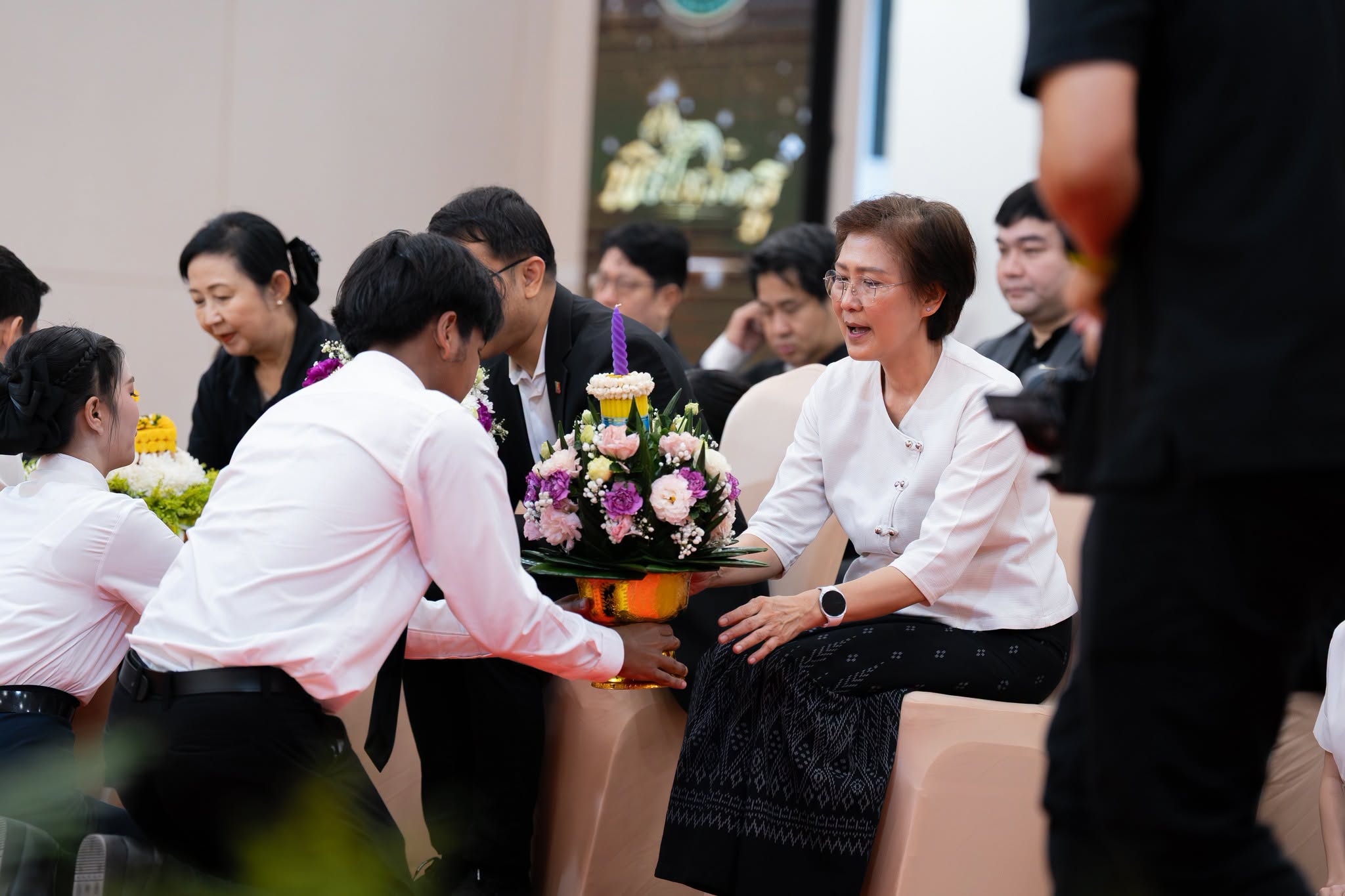 พิธีไหว้ครู “ประทีปอักษรส่องปัญญา ศรัทธาบูชาครู”