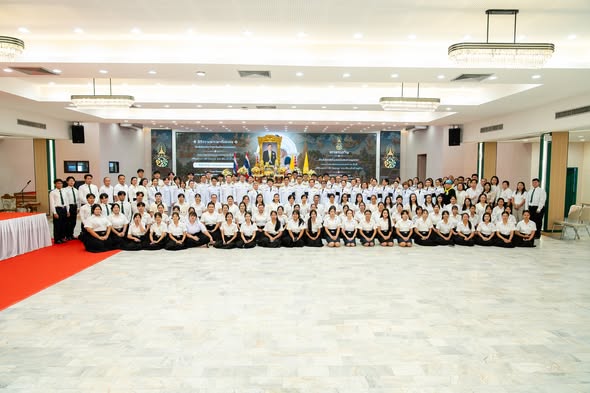 พิธีทำบุญตักบาตรถวายพระราชกุศล เนื่องในโอกาสวันเฉลิมพระชนมพรรษาพระบาทสมเด็จพระเจ้าอยู่หัว