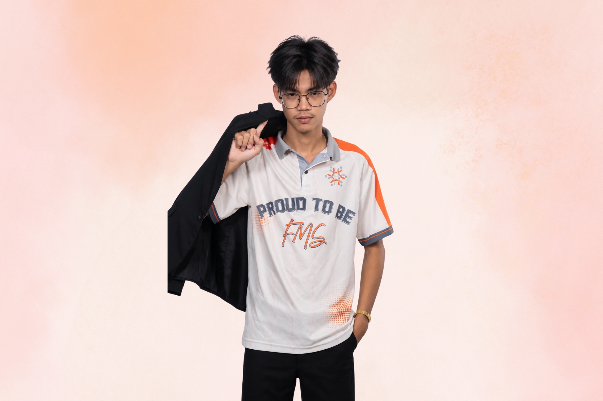 นายณัฐพงษ์ เอี่ยมผ่อง บุคลากรสายสนับสนุน คณะวิทยาการจัดการ คณะวิทยาการจัดการ มรภ.วไลยอลงกรณ์